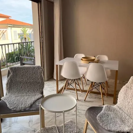 Appartement Studio 2 Pers , 40m2 En Bord De Avec Vue *