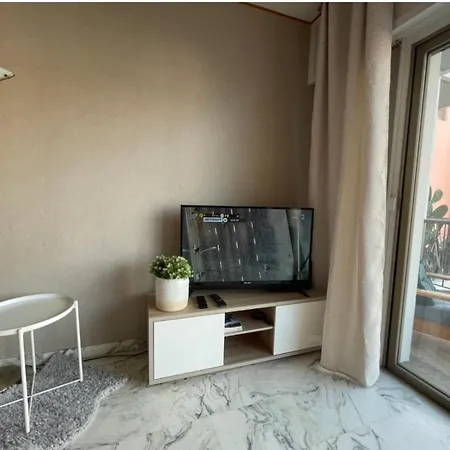 Studio 2 Pers , 40m2 En Bord De Avec Vue Appartement Menton